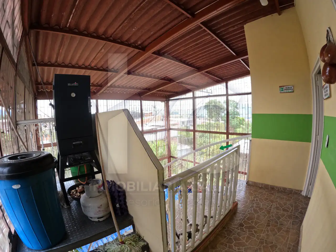 Casa de 2 viviendas en el Canadá Calima Darién